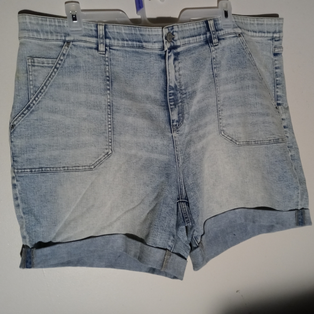 SHORTS. Jeans. New.